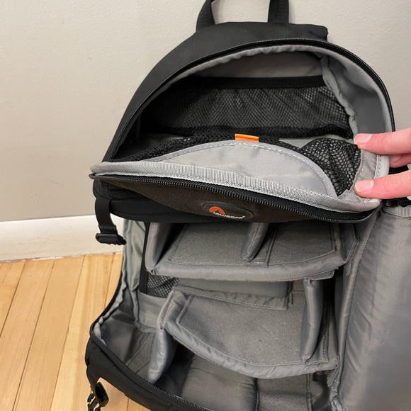 Lowepro one shoulder backpack. - Picture 2 of 3